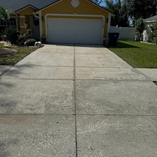 Refresh-Your-Concrete-Surfaces-with-Expert-Pressure-Washing-for-Driveways-Sidewalks-and-Walkways-in-Clermont-FL-Clean-Surface-Solutions 0